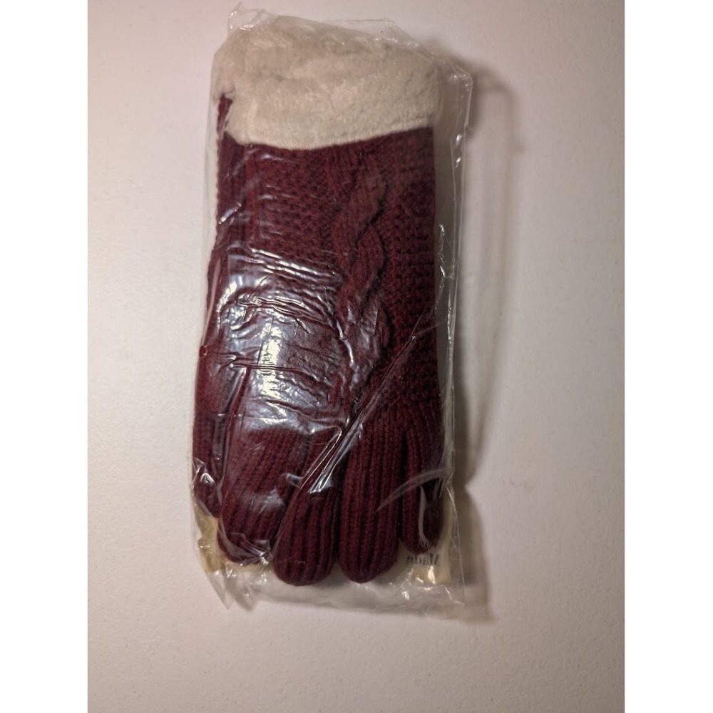 Vintage‎ Sears Roebuck Cable Knit Gloves Burgundy Faux Fur Trim New Sealed - Picture 3 of 3